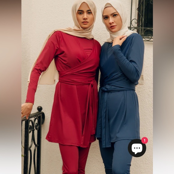 Hijabi swimsuit 2 piece burkini - Picture 2 of 3